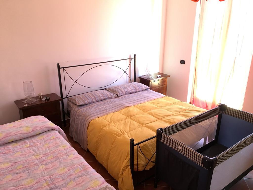 齐亚费布隆尼亚别墅住宿加早餐旅馆 帕蒂 外观 照片